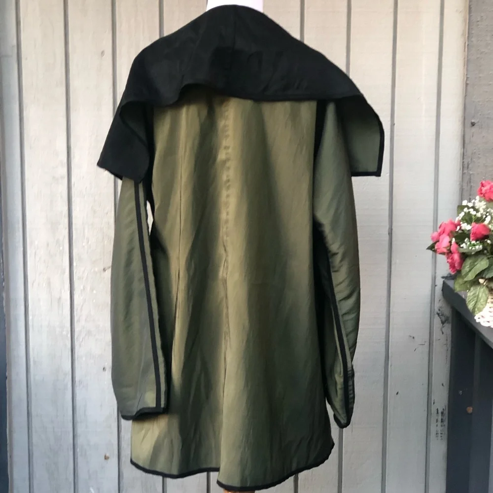 Reversible Black Olive Green Hooded Cape Poncho Windbreaker Jacket One size - Picture 8 of 13